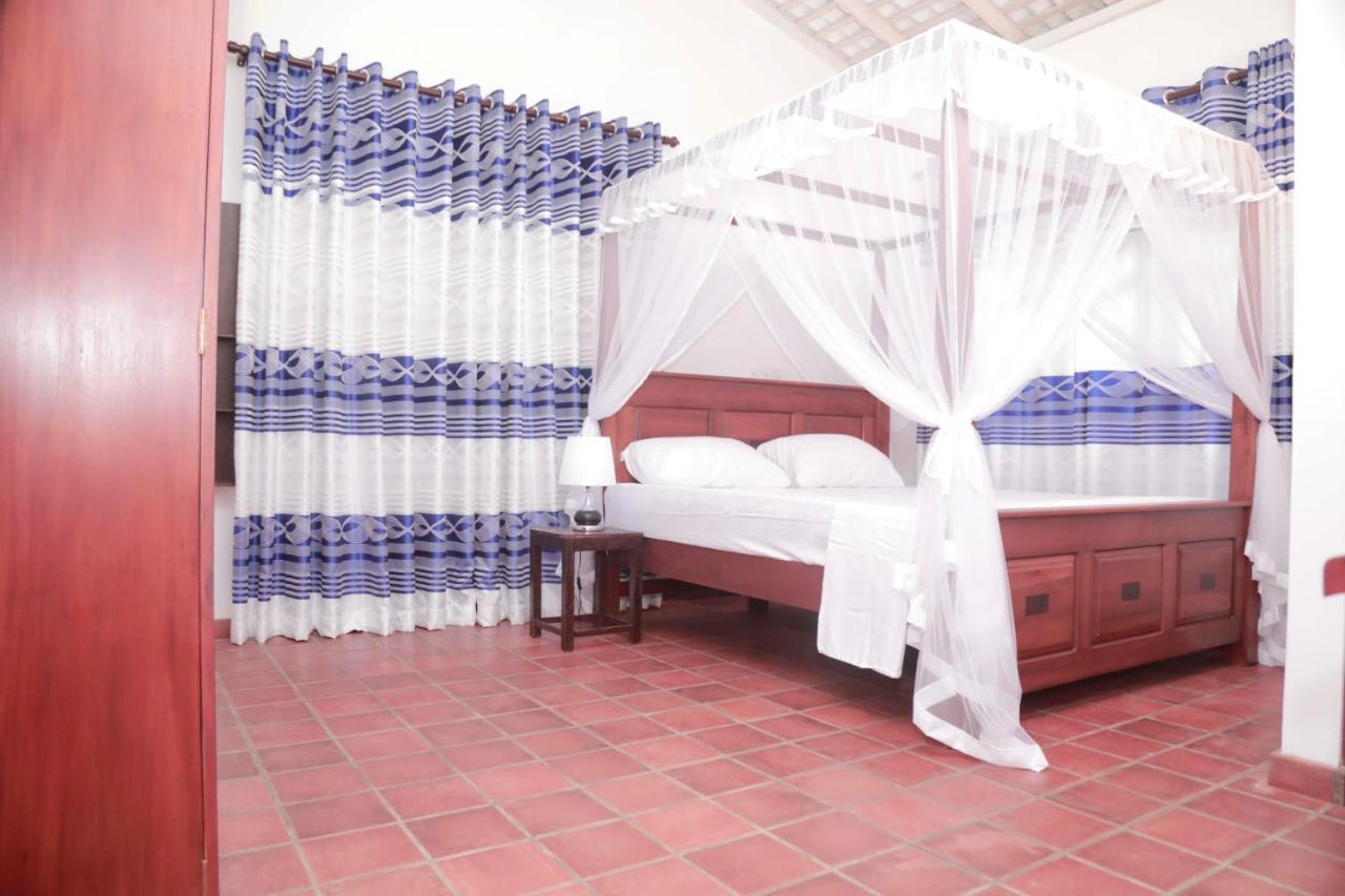 Kirala Villa Mihiripenne Bagian luar foto