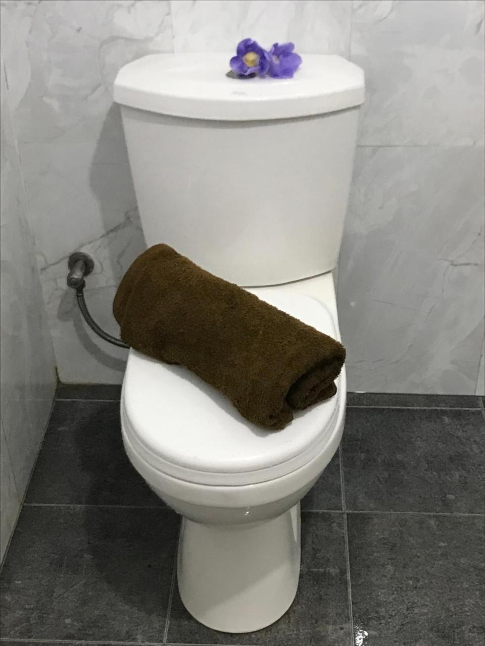 Kirala Villa Mihiripenne Bagian luar foto