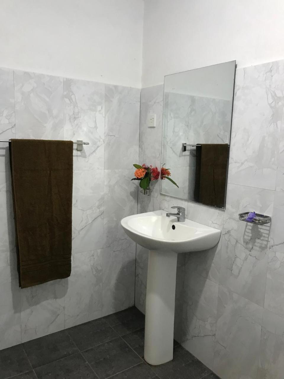 Kirala Villa Mihiripenne Bagian luar foto